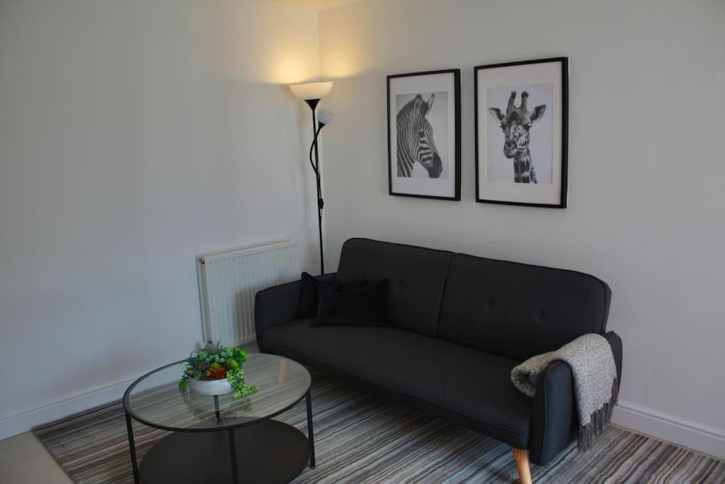 2 Bed 2 Bath Apartment & Parking - Lgw 10Min Drive 크롤리 외부 사진