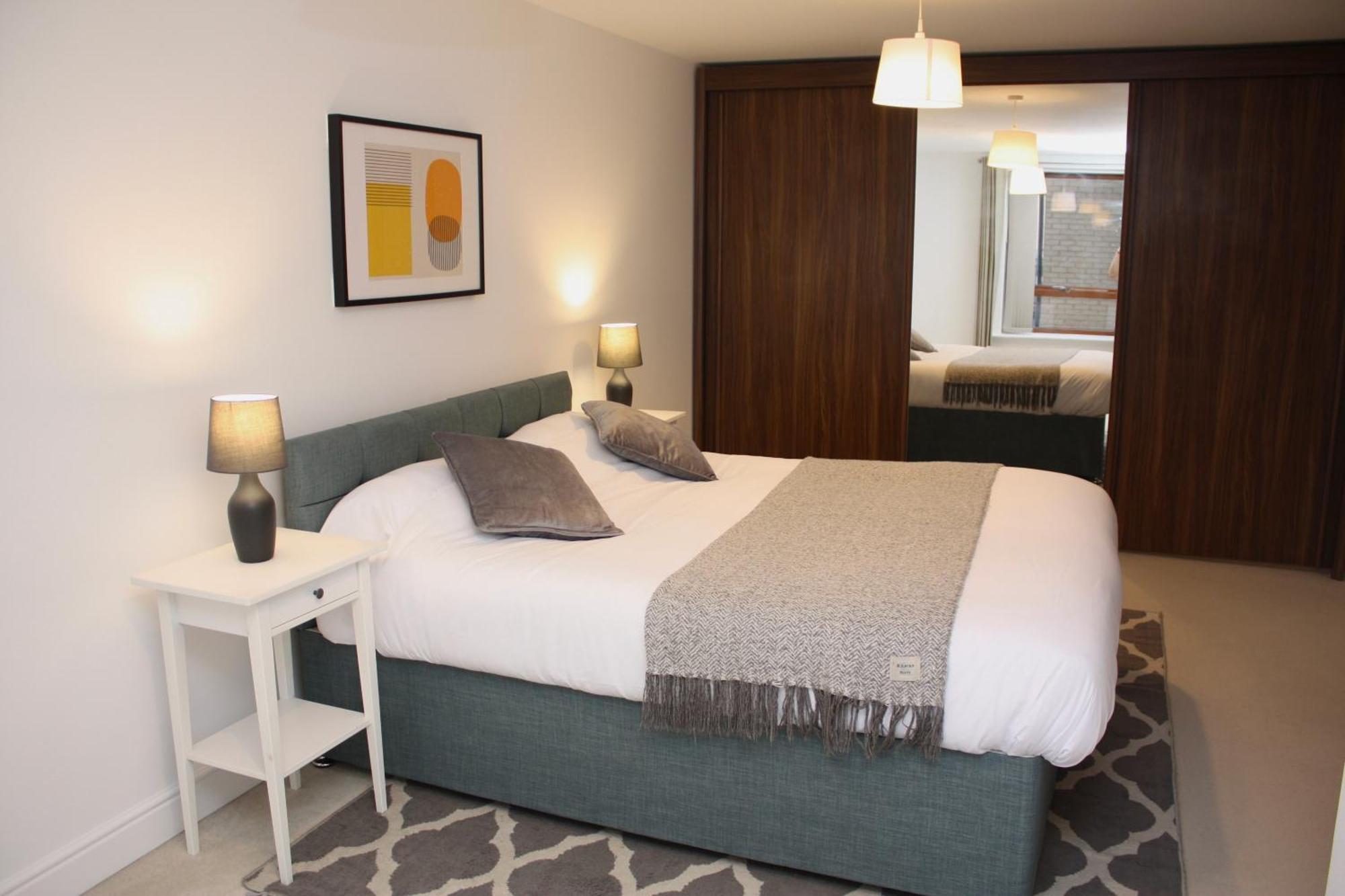 2 Bed 2 Bath Apartment & Parking - Lgw 10Min Drive 크롤리 외부 사진